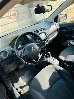 Mitsubishi Mirage G4